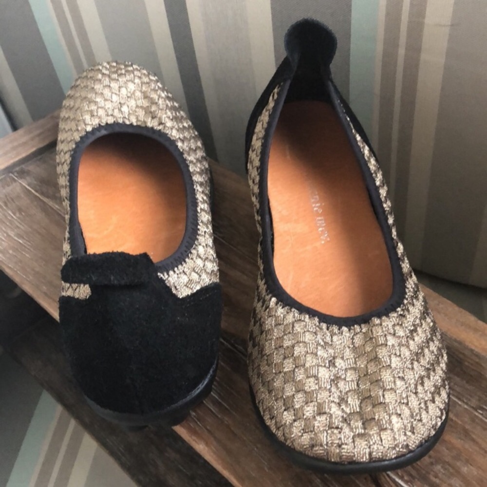 Bernie Mev Hazel metallic Bronze Woven Ballet Flats memory foam Slip-on